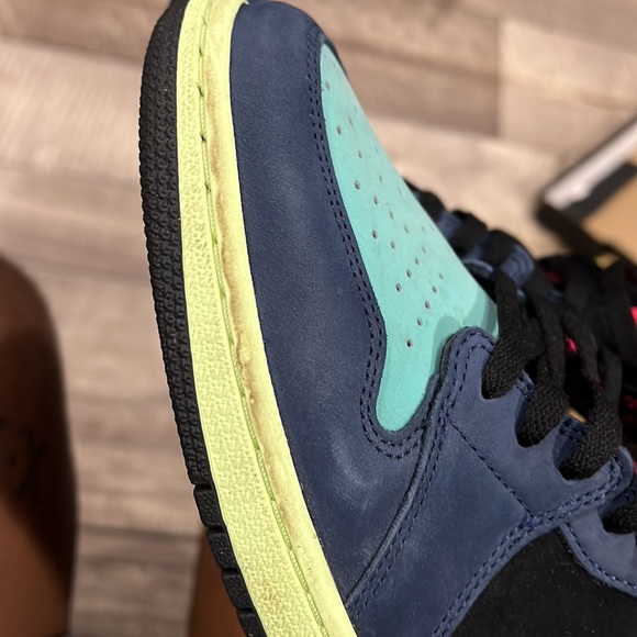 2020
Air Jordan 1 Retro High 'Tokyo Bio Hack' - Picture 7 of 10